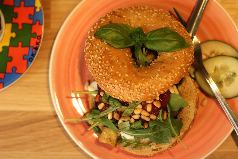 Tip De nieuwe Bagels & Beans menukaart! IKBENIRISNIET